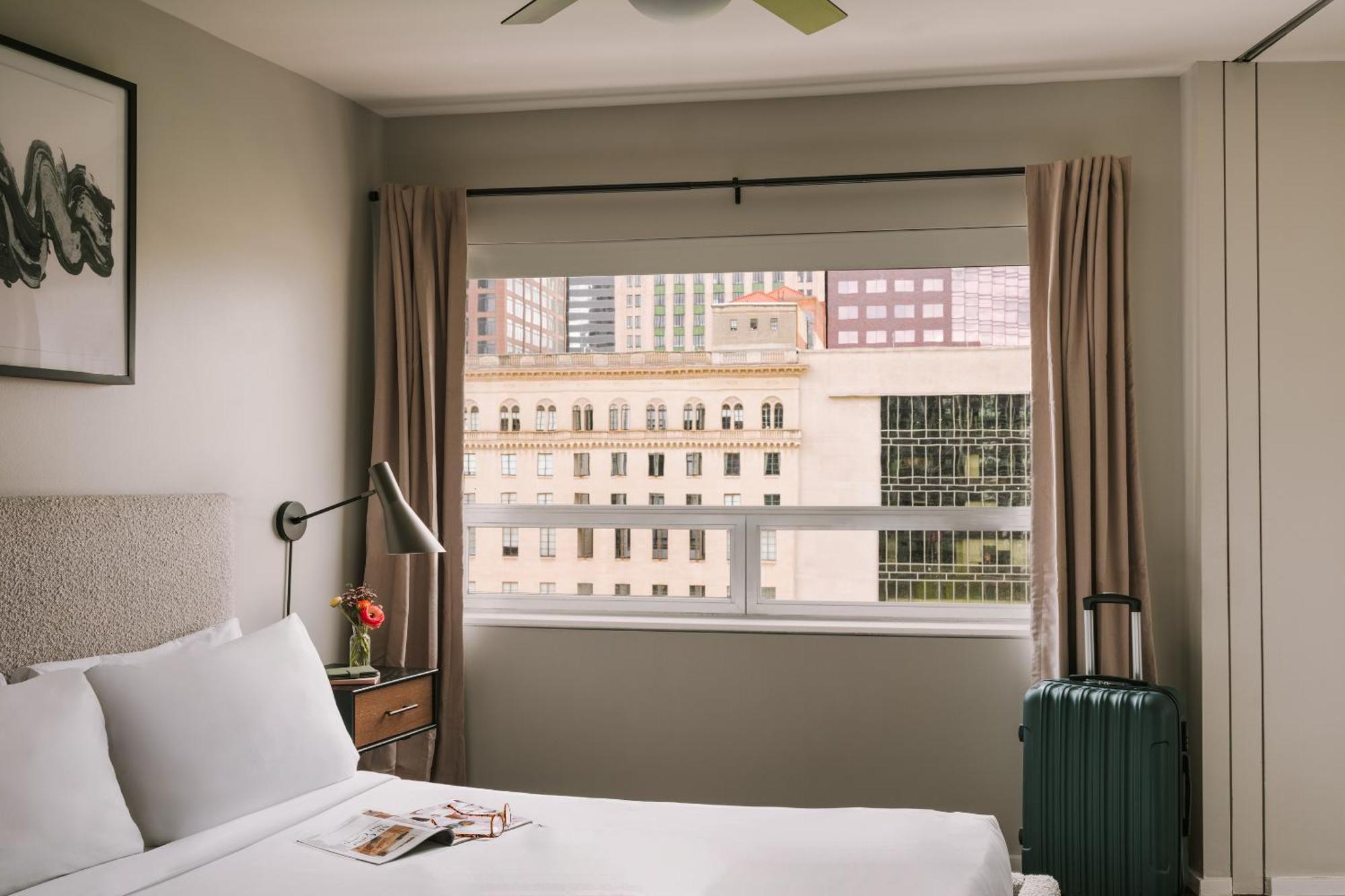 Sonder At Commerce Dallas Eksteriør bilde